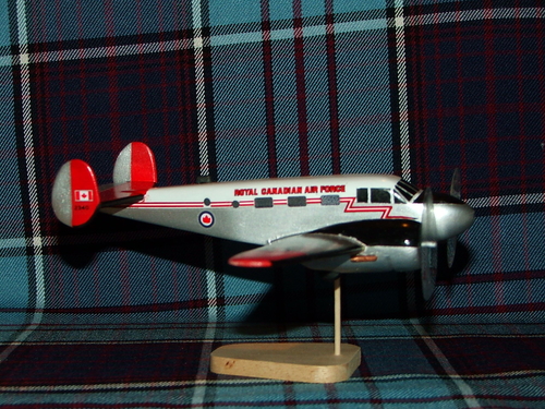 RCAF Beech 18/C-45 Expeditor
Clear pine
Keywords: hand craft carved solid model memories lastvautour