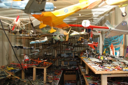 History of aviation in mniature
Keywords: Worlds largest model aircraft collection