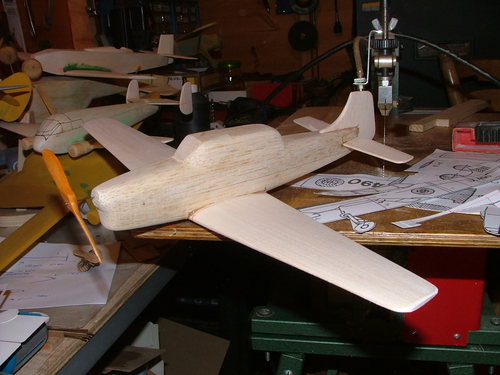 Hindustan HT2 Wing shaped and fitted
