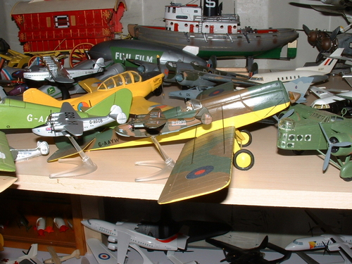 Avro Avian monoplane,two solid models were built to 1=24th scale for a special ATC Exhibition ( the other model is the pea green one to the left ) the story goes that this aeroplane G-AAYW was buried underground following it being burnt and dumped into a pond,awful treatment for any aeroplane.
Keywords: AVRO AVIAN MONOPLANE,Solid models,carving models in wood,Solid model memories,old time model building,nostalgic model building