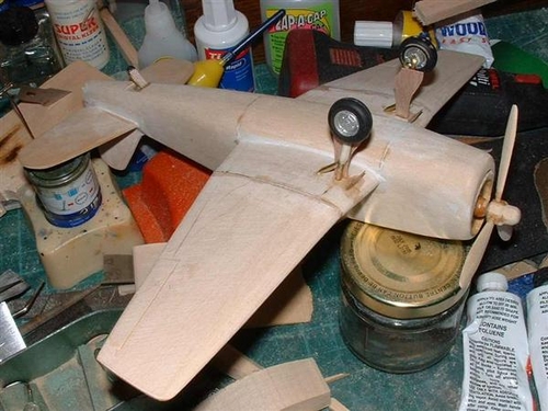Balsabasher's Hellcat
Decided to make my model with the gear in the down position and make two props,one with blades for static shots and a celluloid disc just like we used to use all of those years ago,anyway here is what it looks like so far
Keywords: SMM Grumman Hellcat Aircraft Solid Model Wood Carving Scratchbuilt