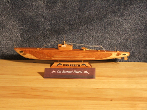 Lou's USS Perch
At 1' lenght the model is approx 1/300 scale. 
Keywords: SMM Solid Model Wood USS Perch Comet Submarine