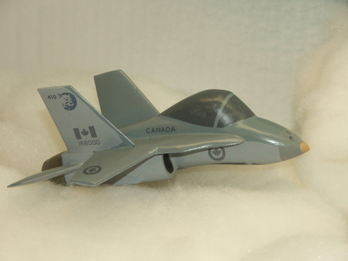 F-18
Prior to adding rockets/missiles
Keywords: smm solidmodelmemories hand carved solid wood model f-18