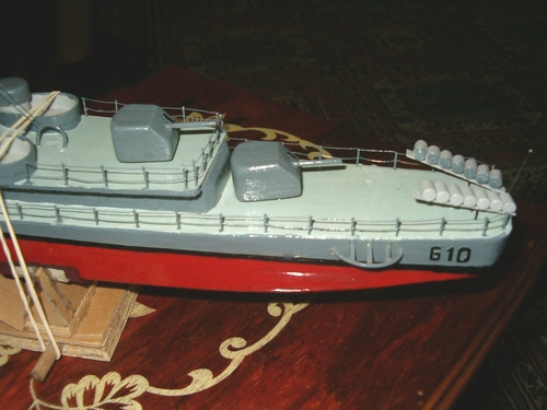 uss hobby made from plan , but not solid as plan , hull constr. 
