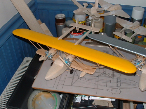 Sikorsky S-38 Amphibian
Keywords: SIKORSY S-38 EXPLORERS YACHT,Solid models,carving models in wood,Solid model memories,old time model building,nostalgic model building