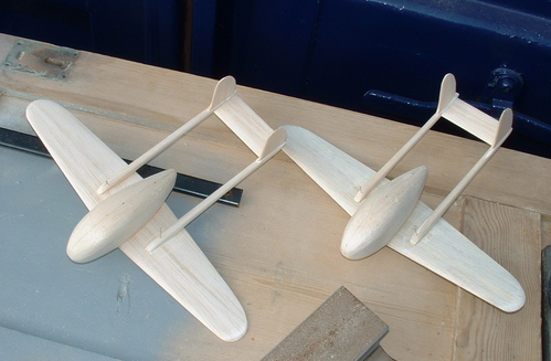 PIPER SKYCOUPE
Keywords: PIPER SKYCOUPE,Solid Models,models made from wood,Balsa Wood,Solid Model Memories,carving in wood,old time model building.
