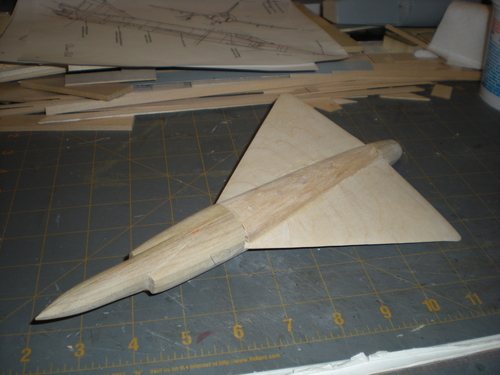 dagger009
The underside has been carved/shaped.  Needs a lot of filler work but it is getting there.
Keywords: F-102 Delta Dagger century jets cookup