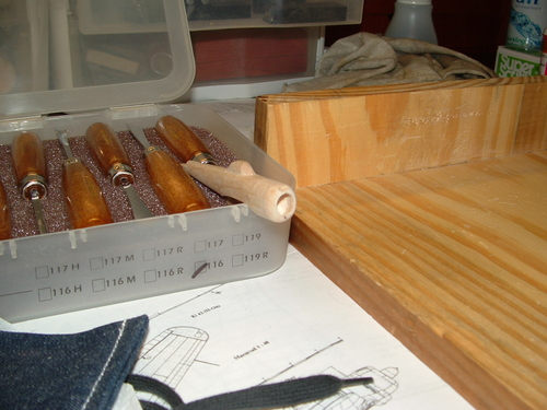 Oscar15
Nose is hollowed out.  Fuselage is shaped so halves can now be glued together.
Keywords: Oscar Japanese Cookup