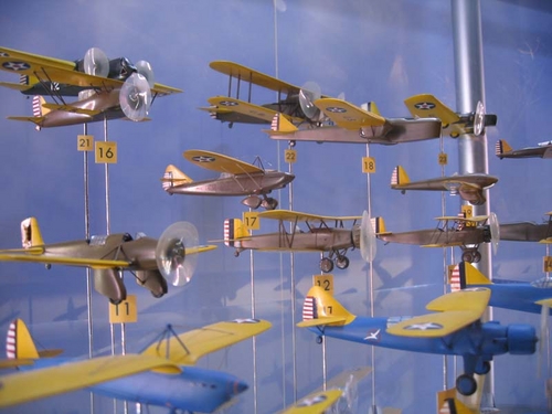 U.S. Air Force Museum collection.
Balsa solid models in 1:72
