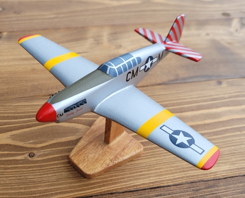 Jordan's 1/72 Mustang
Keywords: Mustang