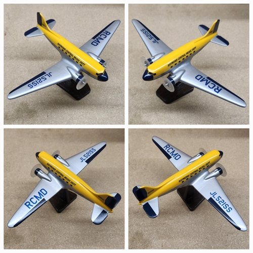 Keywords: 1/144 DC-3